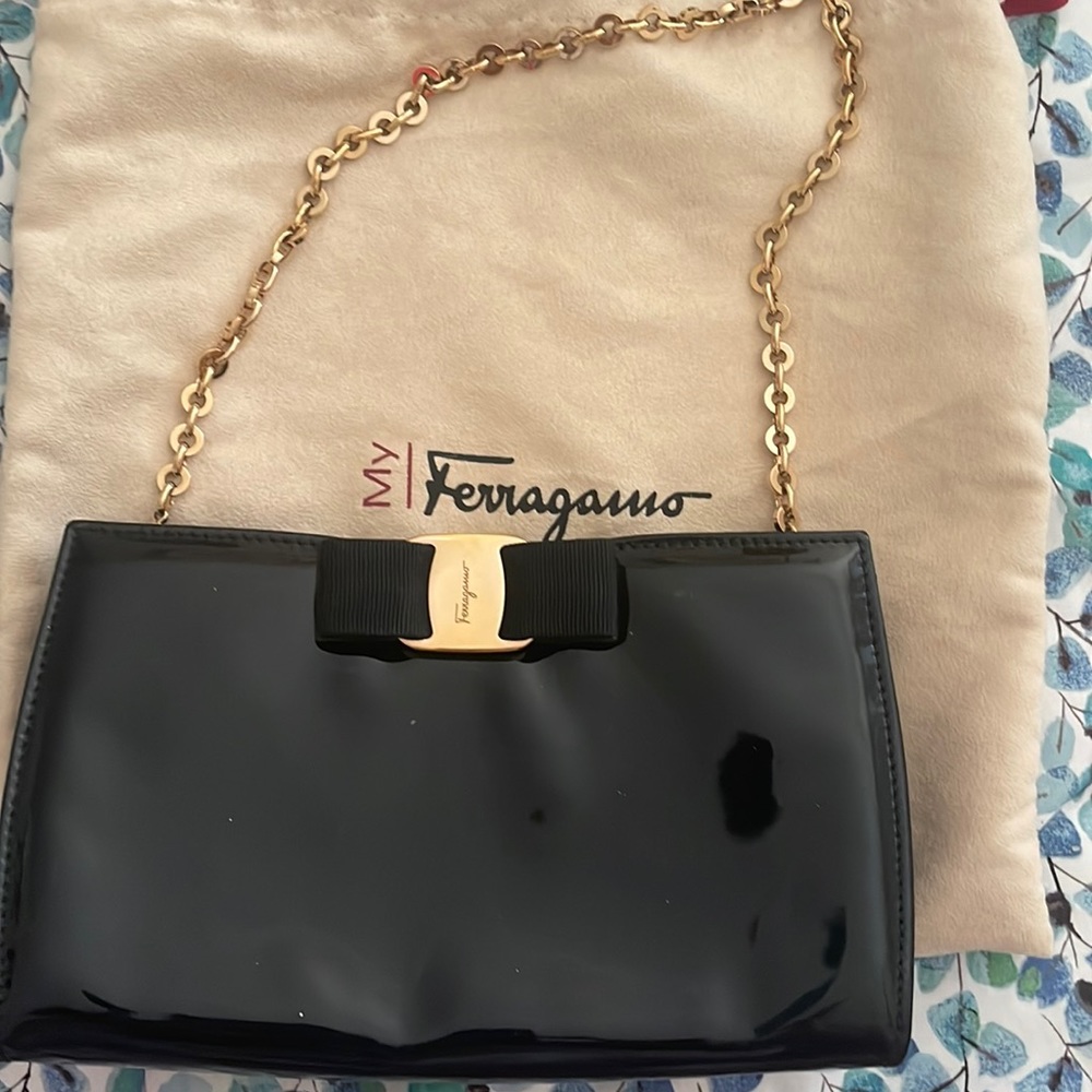 Ferragamo dinner Clutch 🌹